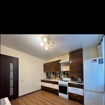 Сдается 1-комнатная квартира, 39 м²