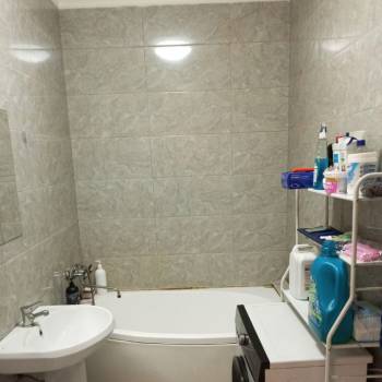 Продается 1-комнатная квартира, 43 м²