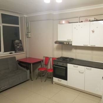 Продается 1-комнатная квартира, 43 м²