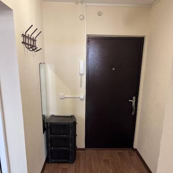 Продается 1-комнатная квартира, 38 м²