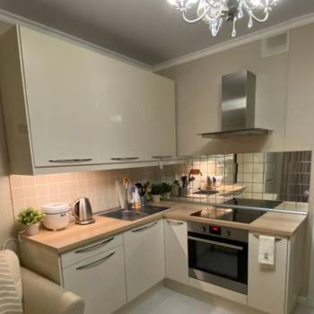 Продается 1-комнатная квартира, 37 м²