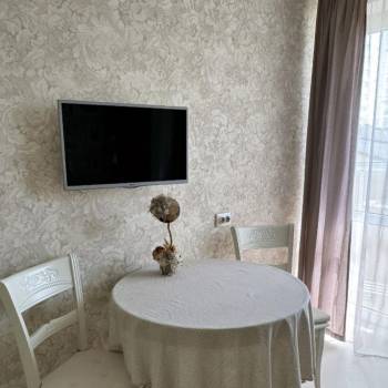 Продается 1-комнатная квартира, 37 м²