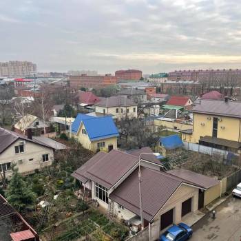 Продается 1-комнатная квартира, 42 м²