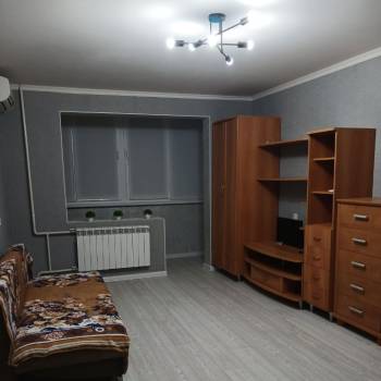 Продается 1-комнатная квартира, 33 м²