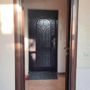 Продается 1-комнатная квартира, 35 м²