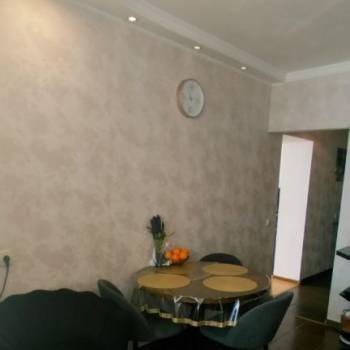 Продается 1-комнатная квартира, 52 м²