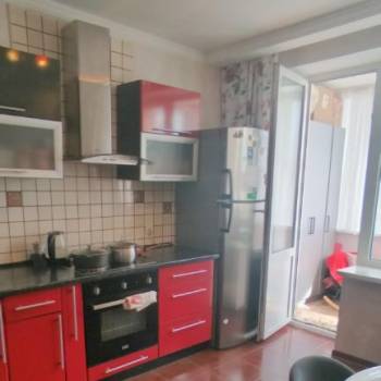 Продается 1-комнатная квартира, 52 м²