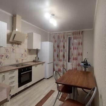 Сдается 1-комнатная квартира, 38 м²