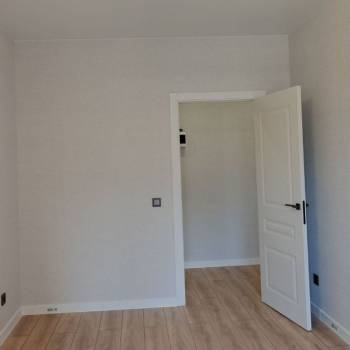 Продается 1-комнатная квартира, 35 м²