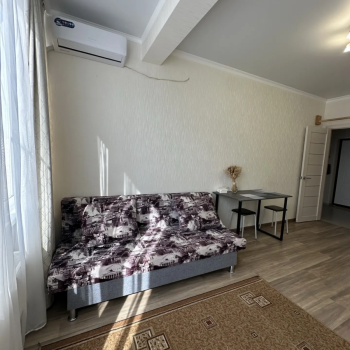 Сдается 1-комнатная квартира, 44 м²