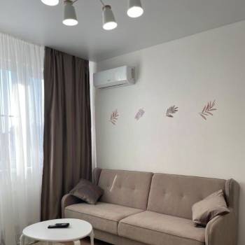 Сдается 1-комнатная квартира, 37 м²