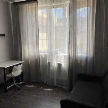 Сдается 1-комнатная квартира, 43 м²