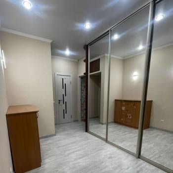 Сдается Многокомнатная квартира, 60 м²