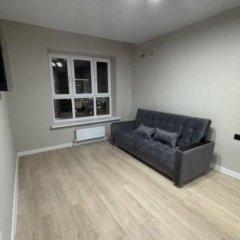 Сдается 1-комнатная квартира, 39 м²