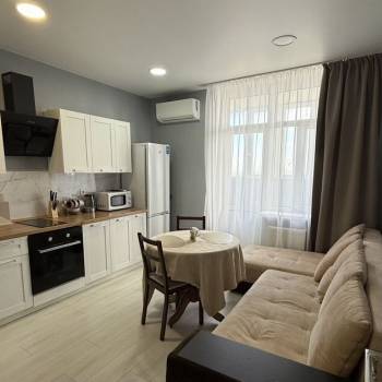 Сдается 1-комнатная квартира, 40 м²