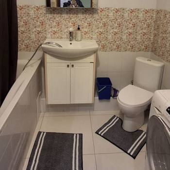 Сдается 1-комнатная квартира, 42 м²