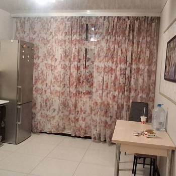 Сдается 1-комнатная квартира, 42 м²