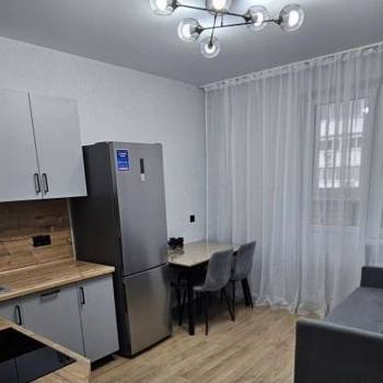 Сдается 1-комнатная квартира, 42,3 м²