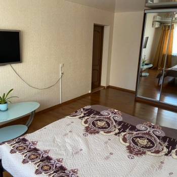 Продается 2-х комнатная квартира, 56 м²