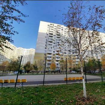 Сдается 1-комнатная квартира, 38 м²