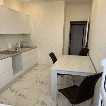 Сдается 1-комнатная квартира, 39 м²
