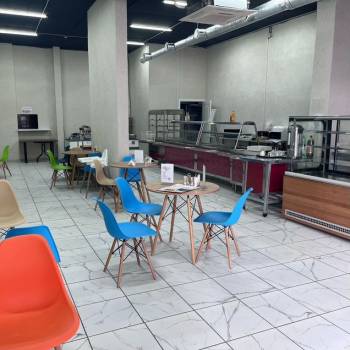 Сдается Торговое помещение, 140 м²