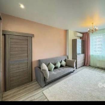 Сдается 1-комнатная квартира, 46 м²