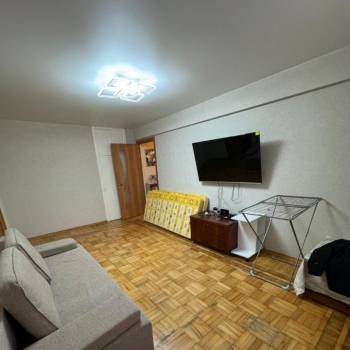 Сдается Многокомнатная квартира, 50 м²