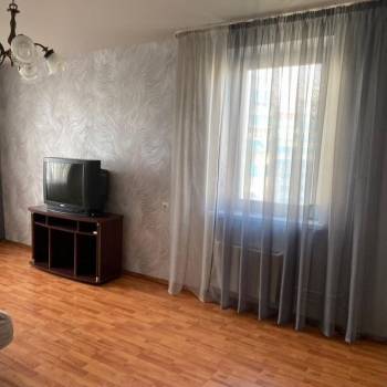 Продается 1-комнатная квартира, 45 м²