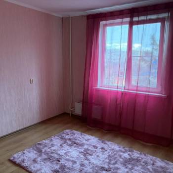 Продается Многокомнатная квартира, 74,2 м²