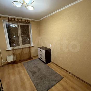 Продается Многокомнатная квартира, 74,2 м²