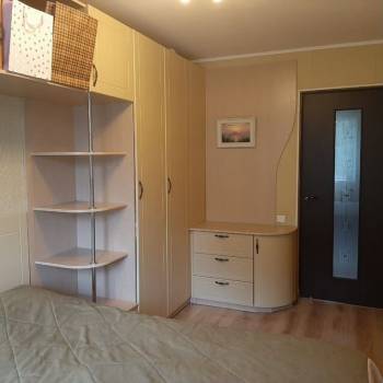 Продается 3-х комнатная квартира, 57 м²