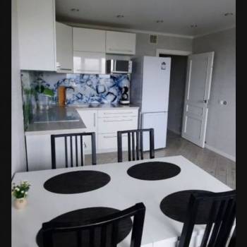 Сдается 2-х комнатная квартира, 65 м²