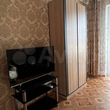 Продается 1-комнатная квартира, 58 м²