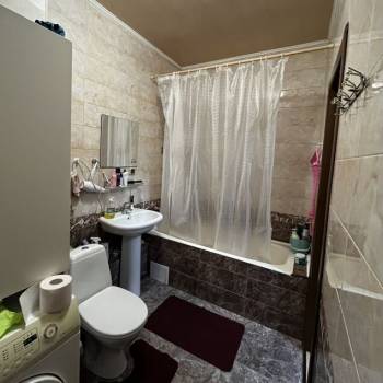 Сдается 1-комнатная квартира, 52,1 м²