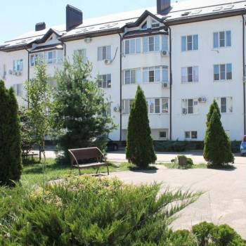 Продается 1-комнатная квартира, 37 м²