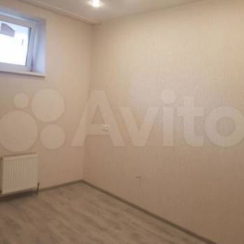 Продается 1-комнатная квартира, 37 м²