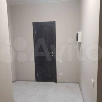 Продается 1-комнатная квартира, 37 м²