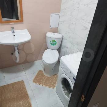 Продается 1-комнатная квартира, 37 м²
