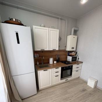 Продается 1-комнатная квартира, 43,1 м²