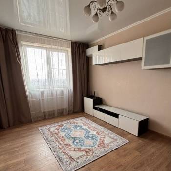 Сдается 1-комнатная квартира, 45 м²