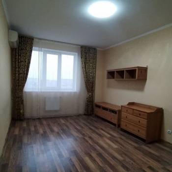 Сдается 1-комнатная квартира, 43 м²