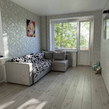 Продается 2-х комнатная квартира, 42 м²