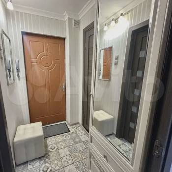 Продается 1-комнатная квартира, 32 м²