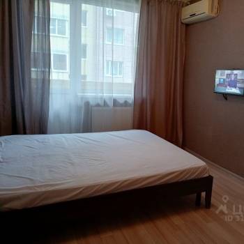 Сдается 1-комнатная квартира, 39 м²