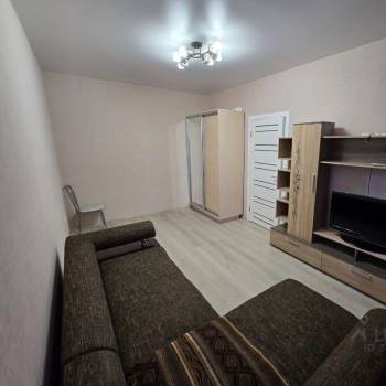 Сдается 1-комнатная квартира, 39 м²