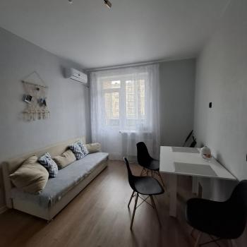 Сдается 1-комнатная квартира, 37 м²