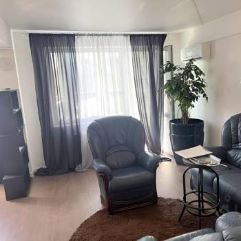 Продается 3-х комнатная квартира, 60 м²