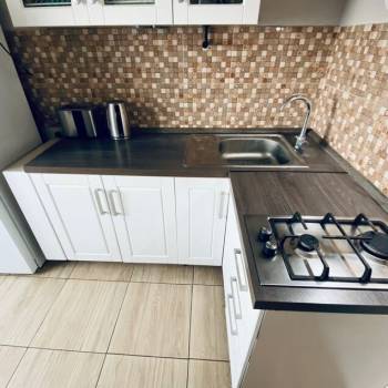 Продается 1-комнатная квартира, 37 м²