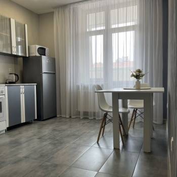 Сдается 1-комнатная квартира, 42 м²